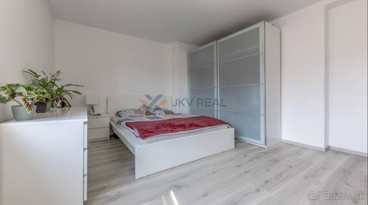 Na predaj 3-izb byt Bratislava-Dubravka - 2