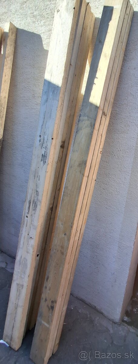 Drevo suché (laty,fošne,hranoly) - 2