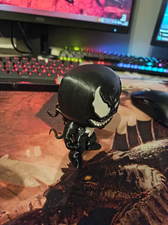 Predám 3D postavičku Spider-Man-Venom - 2
