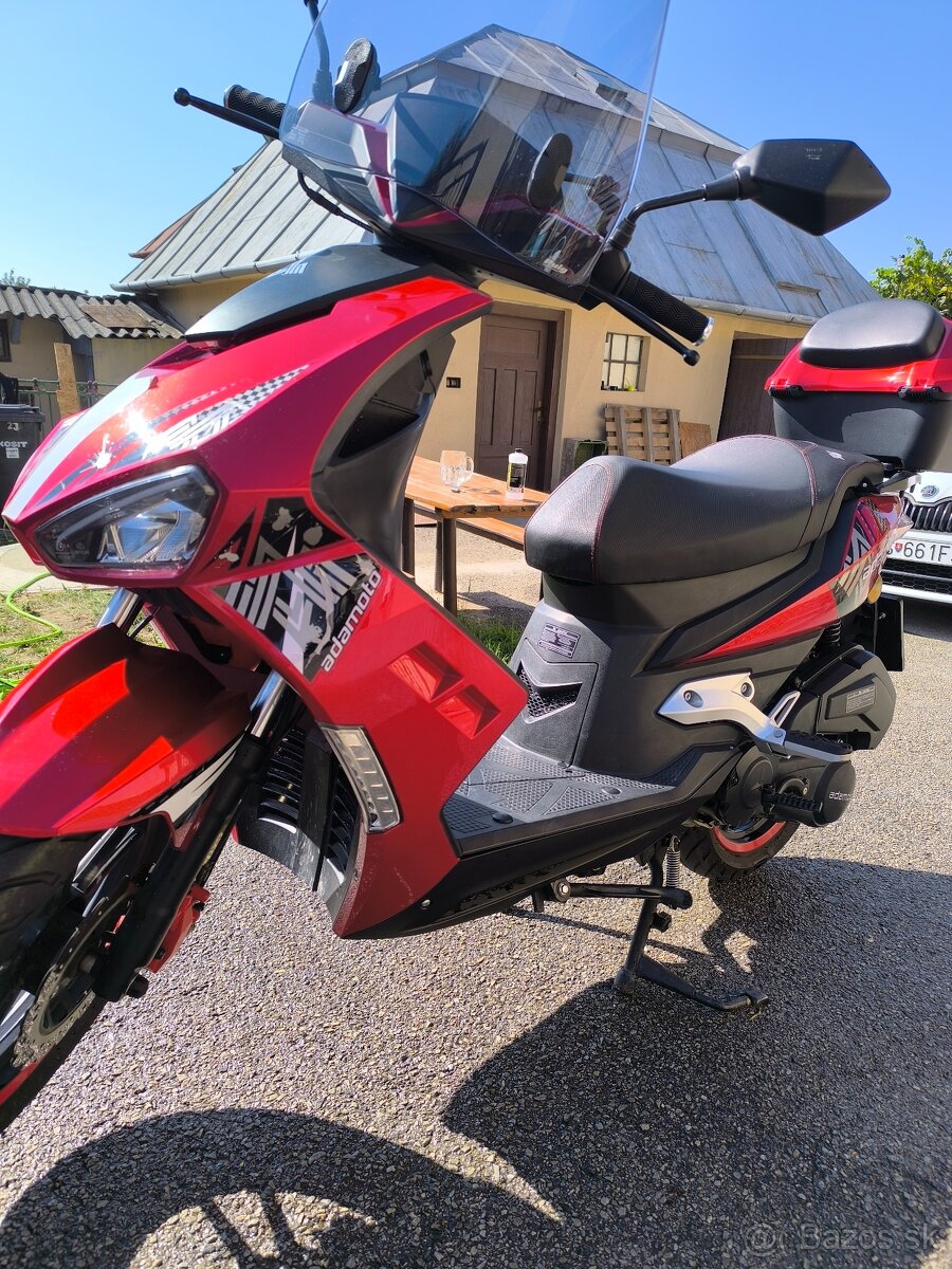 Adamoto 125 derbi - 2