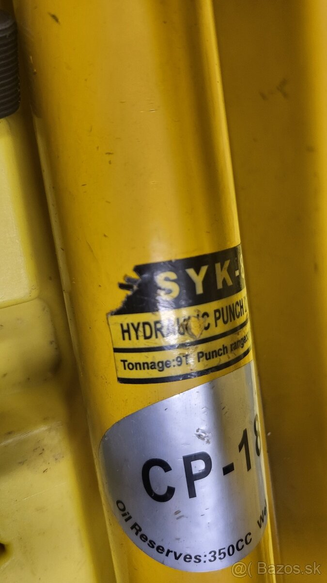 hydraulický lis dierovac CP - 2