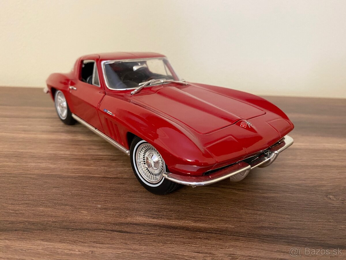 1:18 Chevrolet Corvette 65 - 2