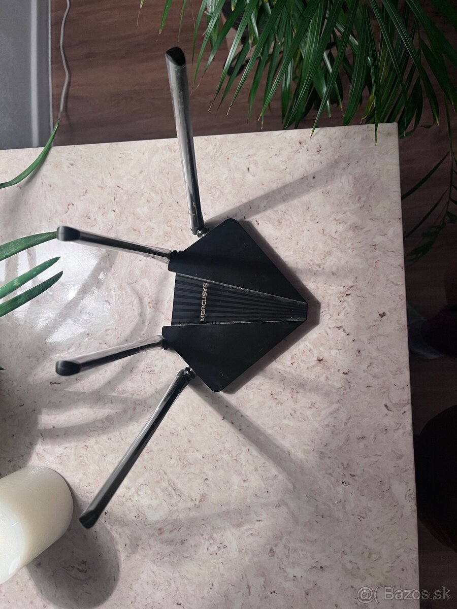 Mercusys MR30G WiFi router - 2