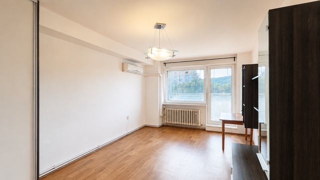 Pet friendly 3‑izbový byt s klimatizáciou, loggiou na Nobelo – foto 2