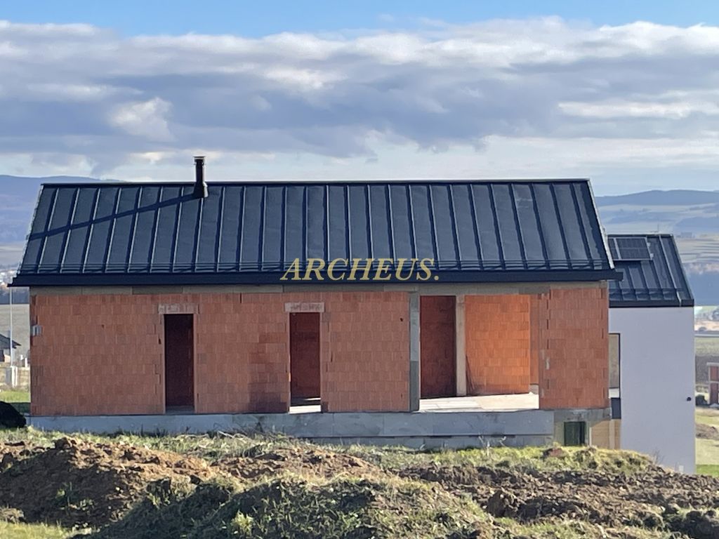 EXKLUZÍVNE/3 izb. dom – hrubá stavba, 702 m2, Malý Slavkov - 2