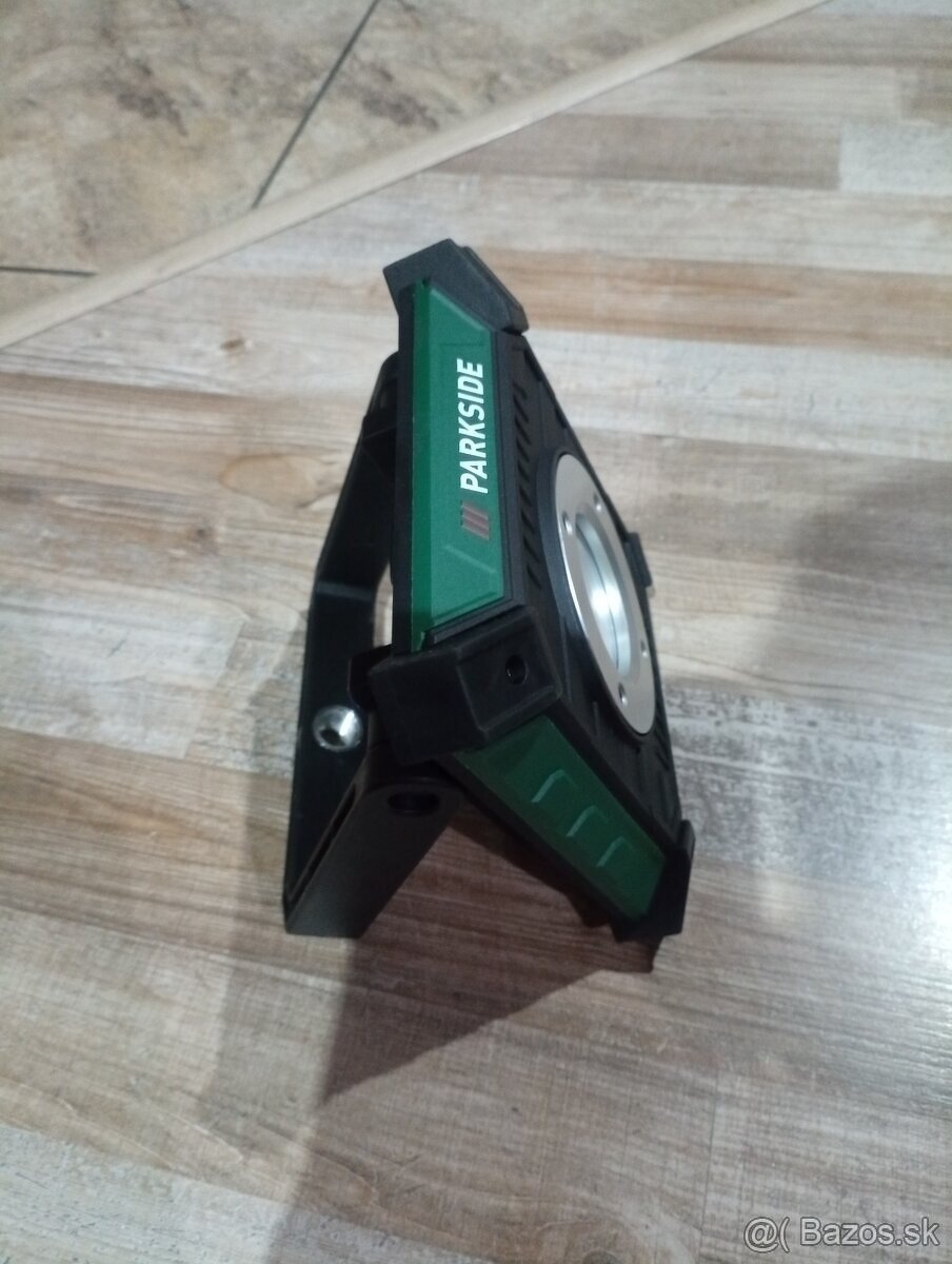 Predám nové aku svietidlo Parkside PBSTA - 2