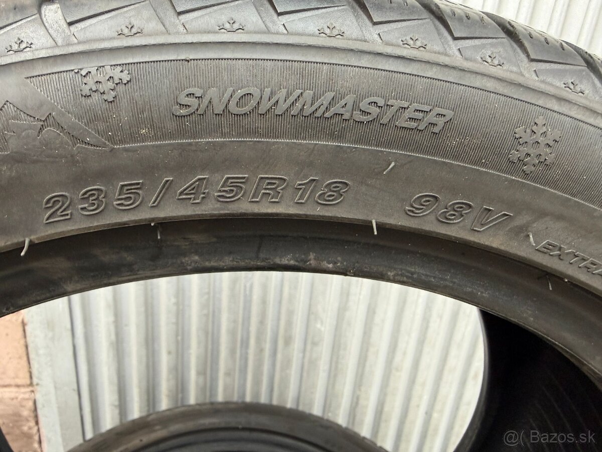 2ks Zimne pneumatiky 235/45 R18 - 2