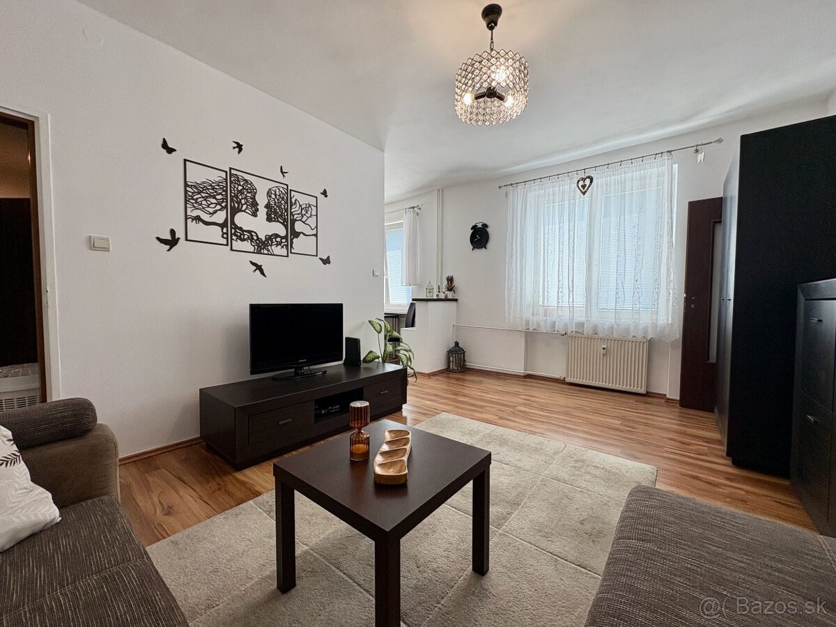 2 izbovy byt v kludnej lokalite na Severe - 2