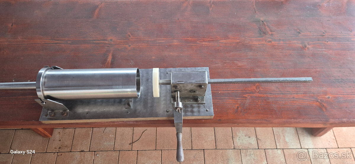 Plnička klobás - 2