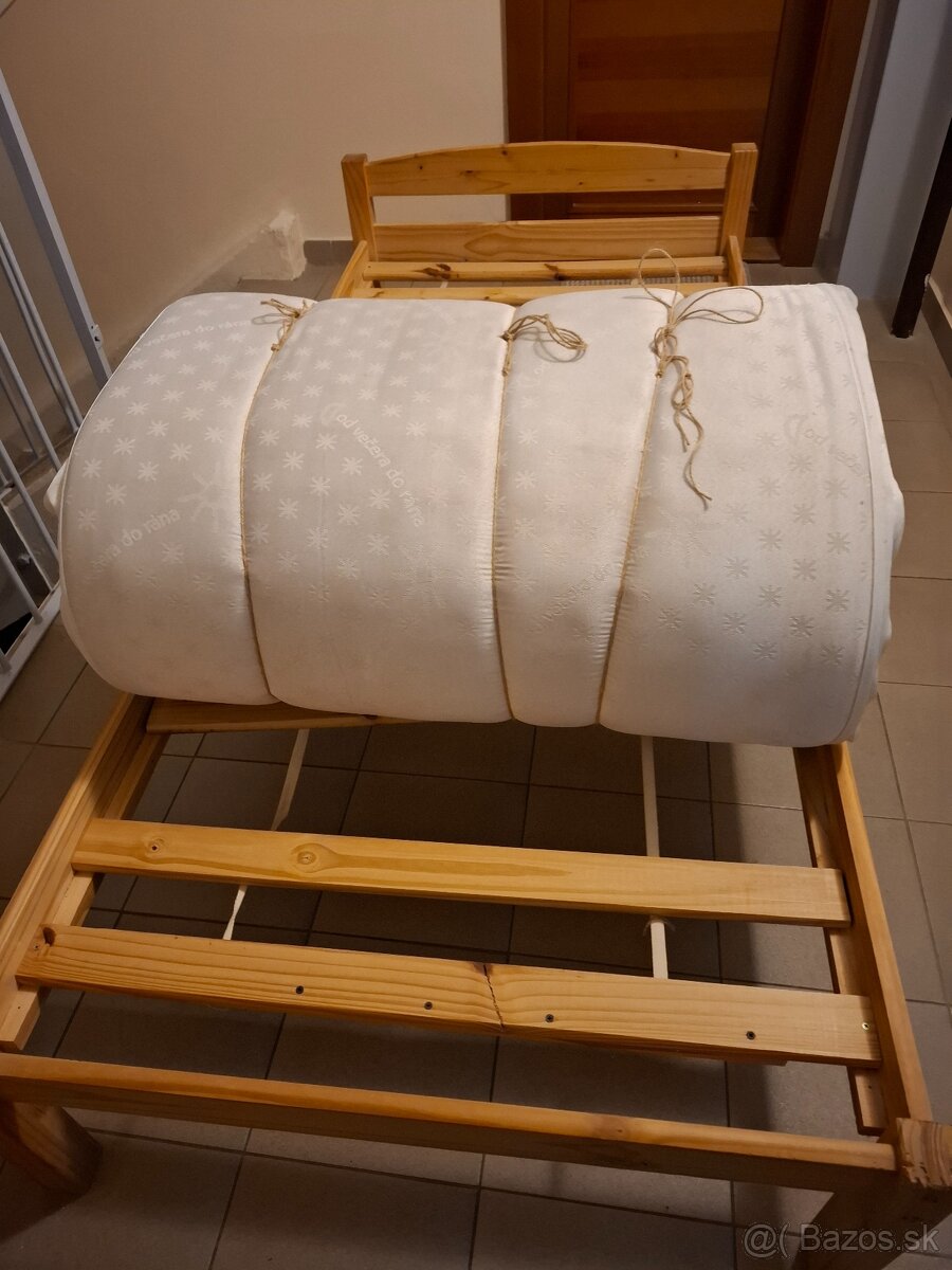 Drevena postel - 2