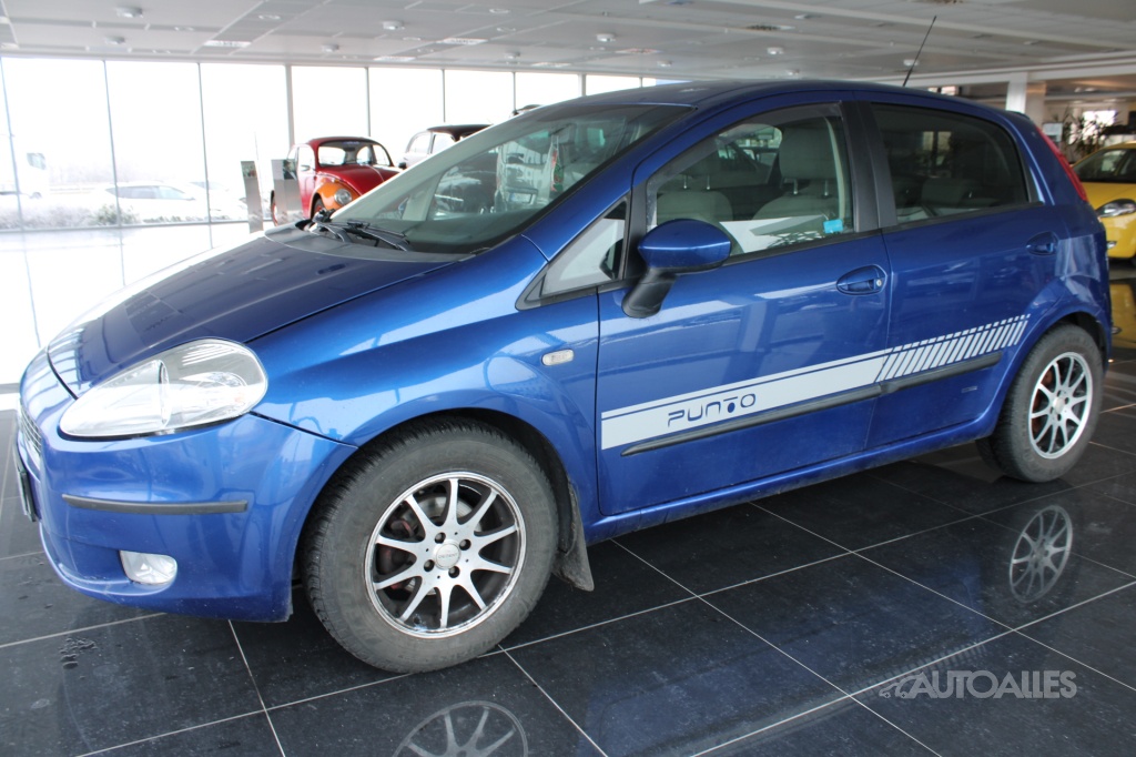 Fiat Grande Punto 1,4 i 57 kW DYNAMIC - 2