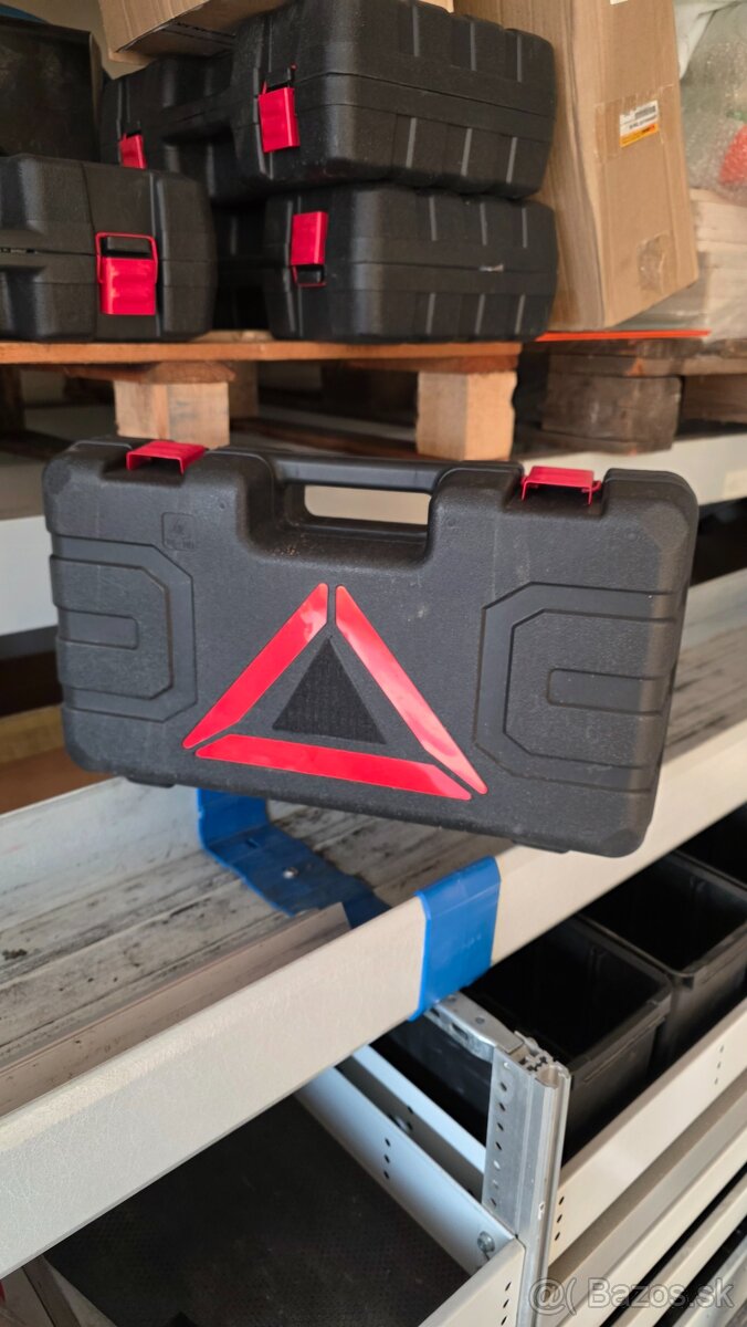 Elektrický noznicovy zdvihák 12v vevor - 2