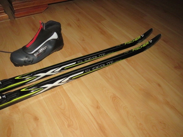 Predam bezkovy set,FISCHER,192 cm,SNS,c.7,5,supiny - - 2