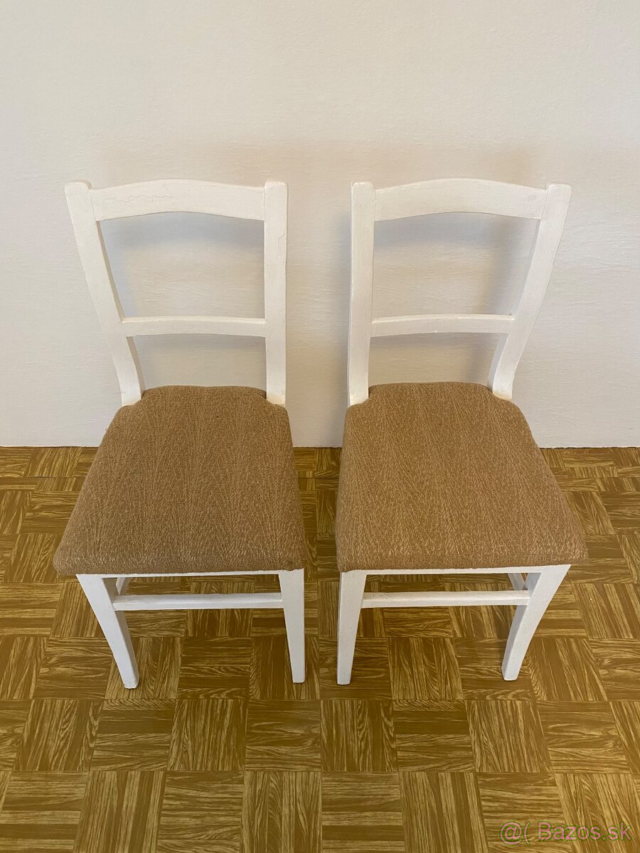 Dve masívne dubové stoličky - 2