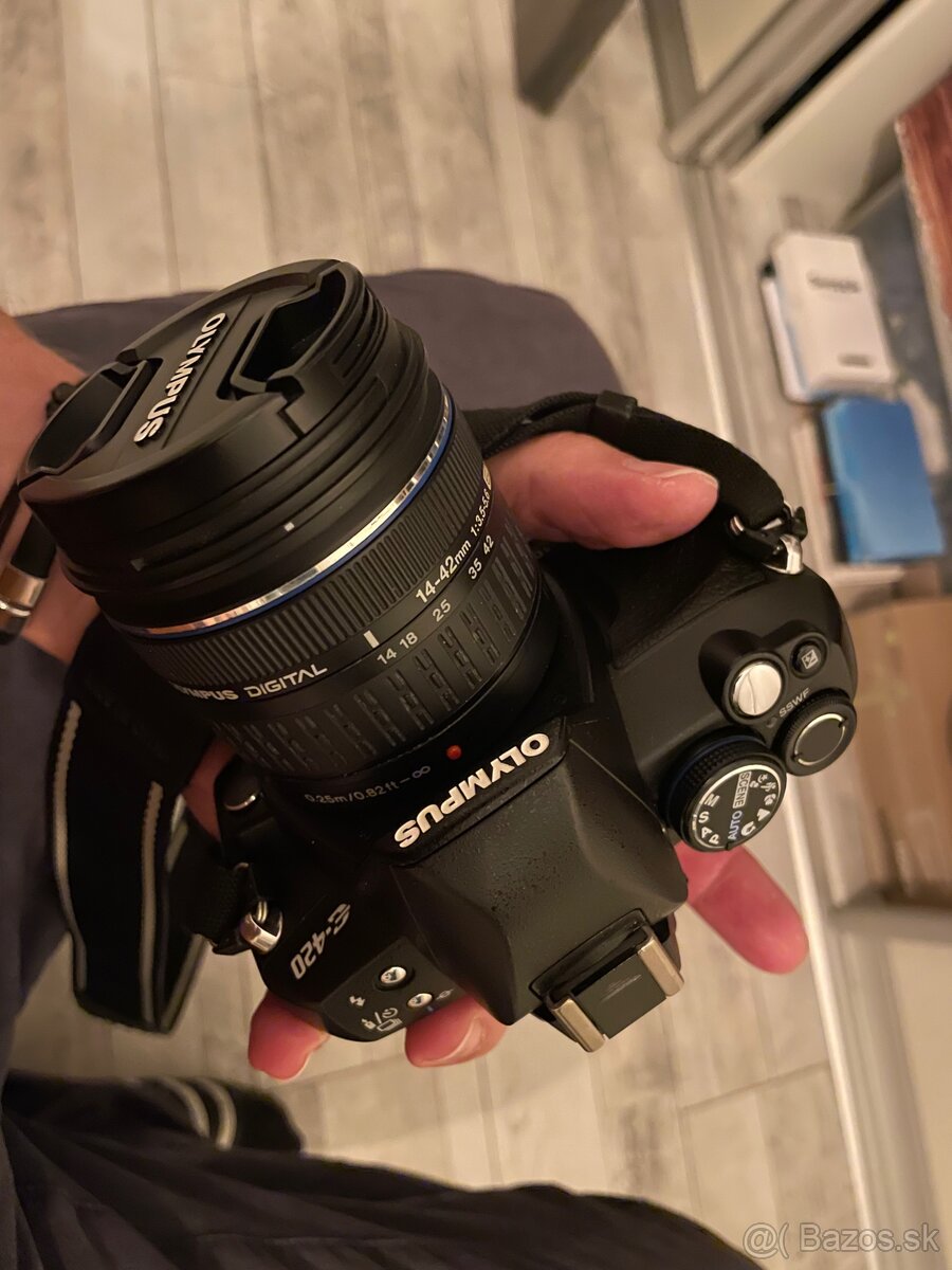 Olympus E-420 + 14-42mm f/3.5-5.6 - 2