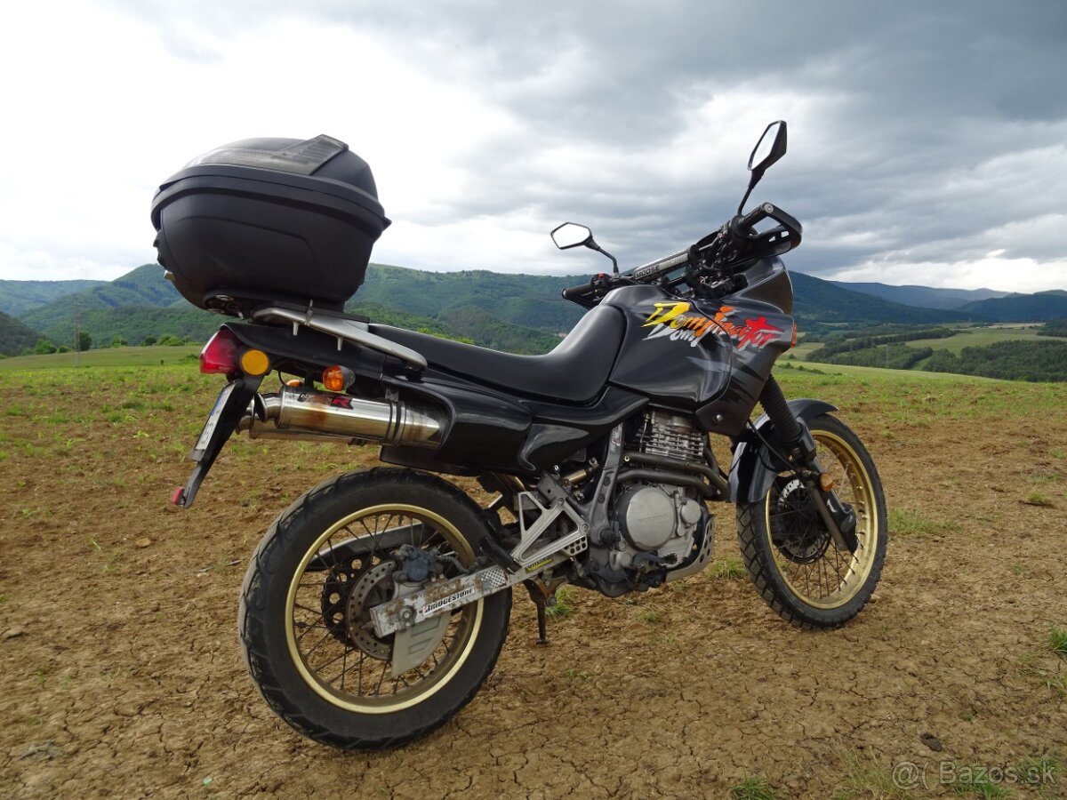 Honda NX 500 Dominator