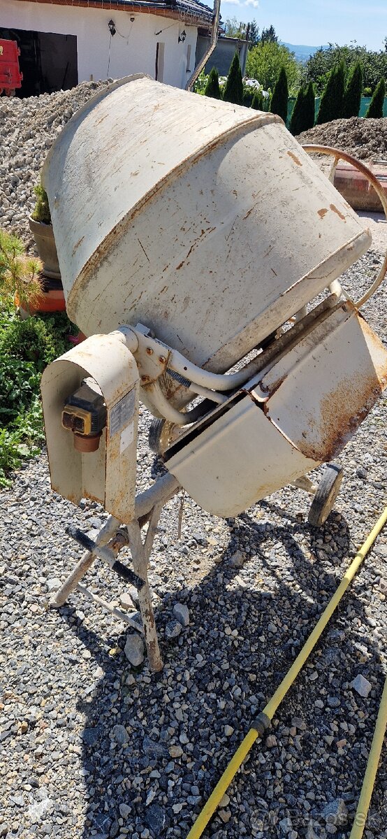 Miešačka na betón - 2