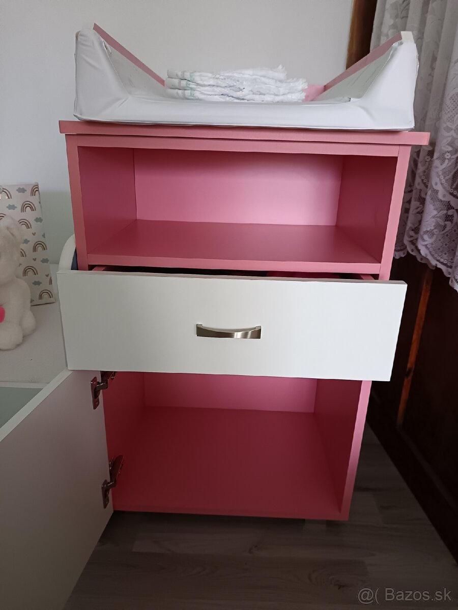 Prebaľovacia komoda - 2