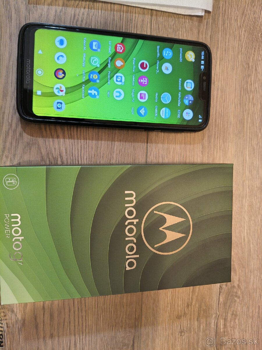 Motorola G7 Power s prislusenstvom - 2