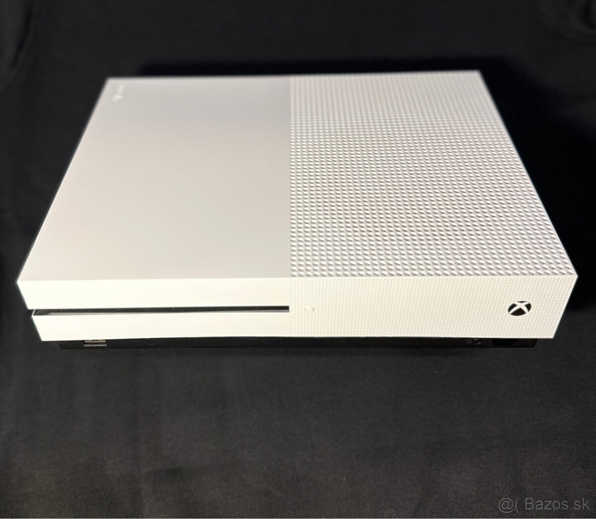Xbox One S - 2