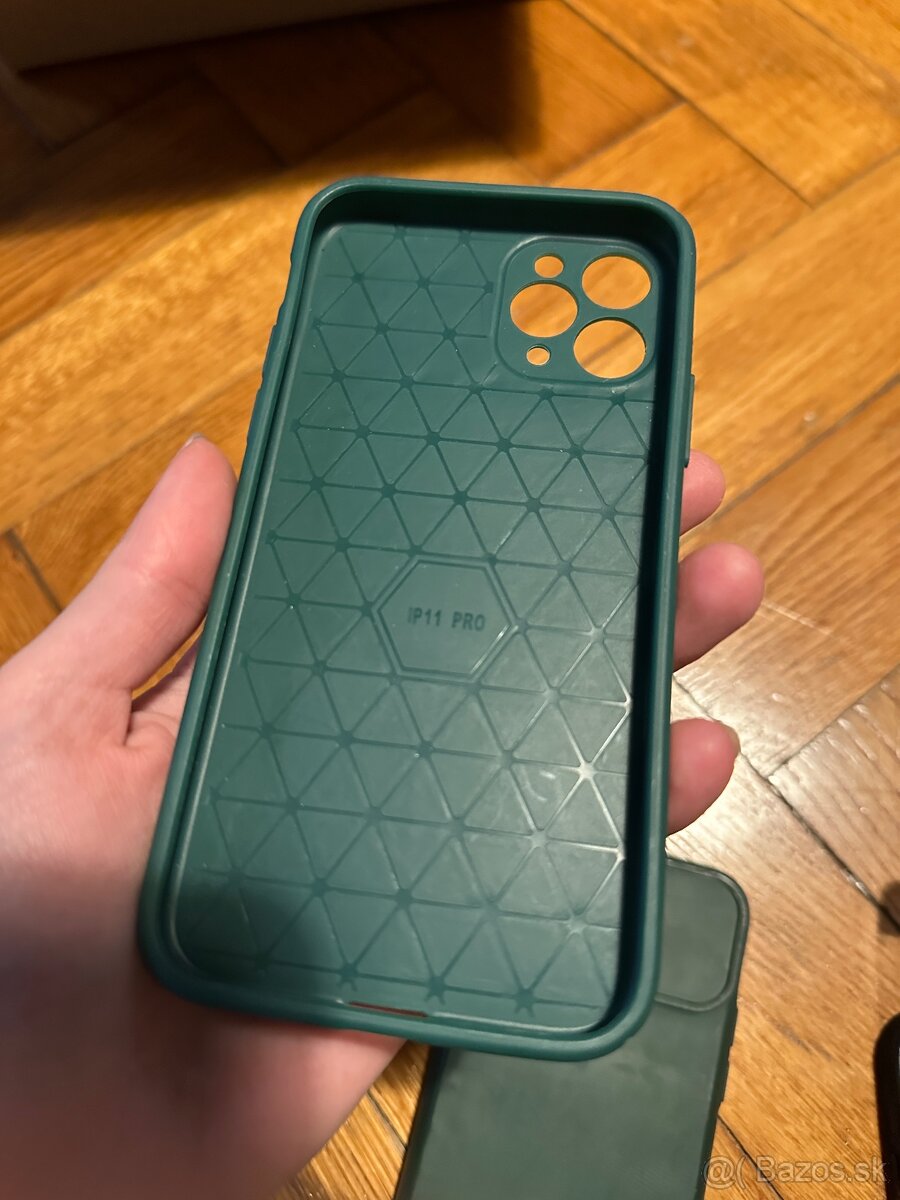 Obaly na IPhone 11 pro - 2