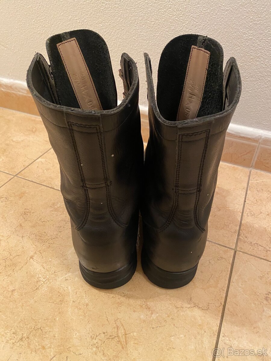 Vojenské kanady č.42 - 2