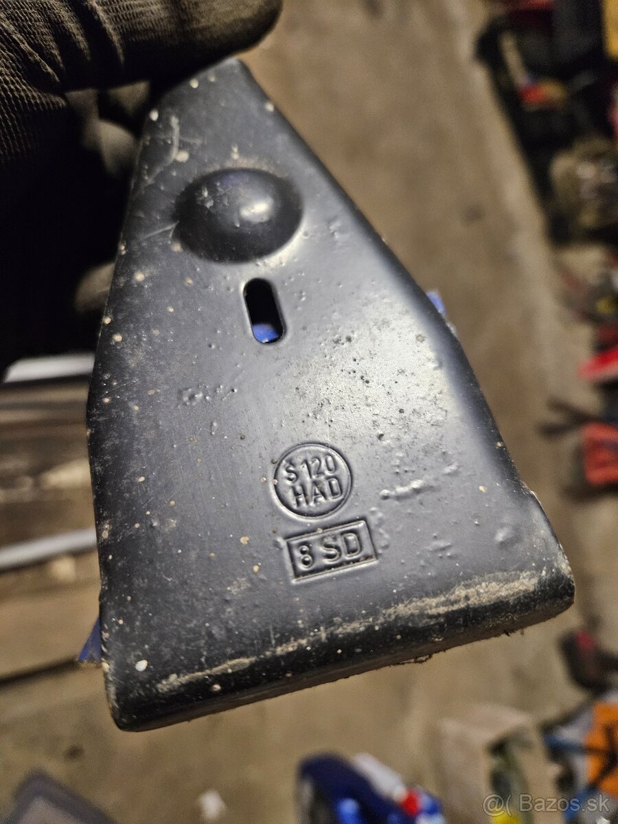 Retro nosice na strechu - 2