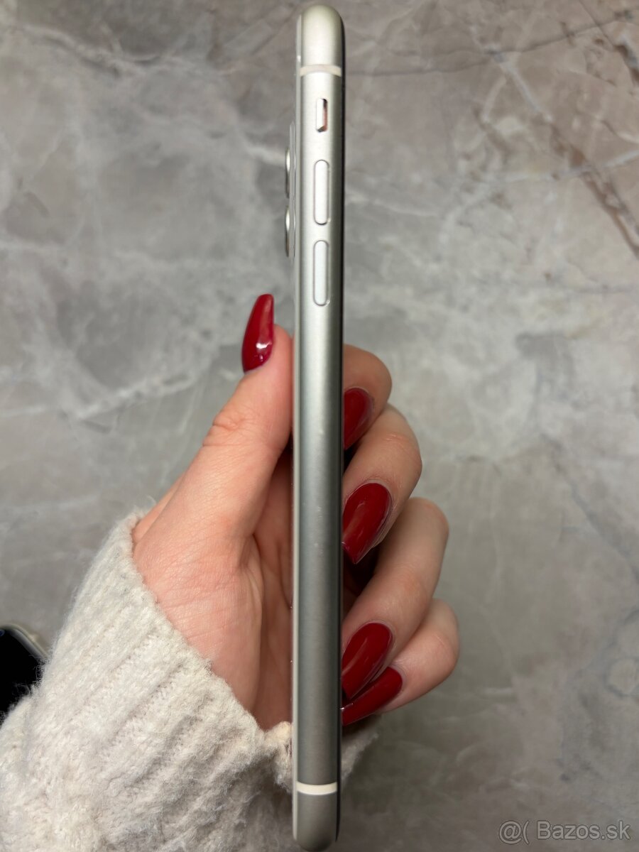 iPhone 11 128GB - Biela - Plne funkčný - 2