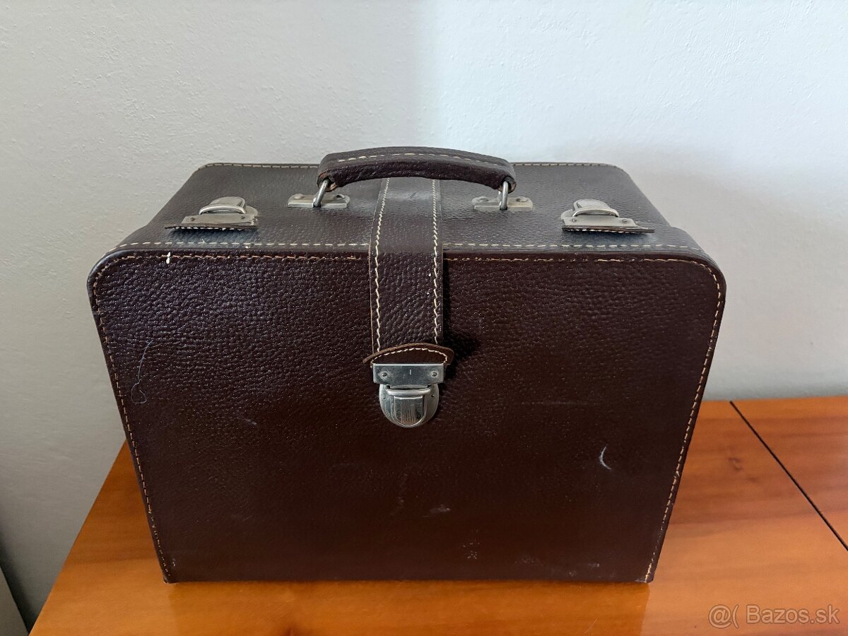 Šijací stroj LADA - 2