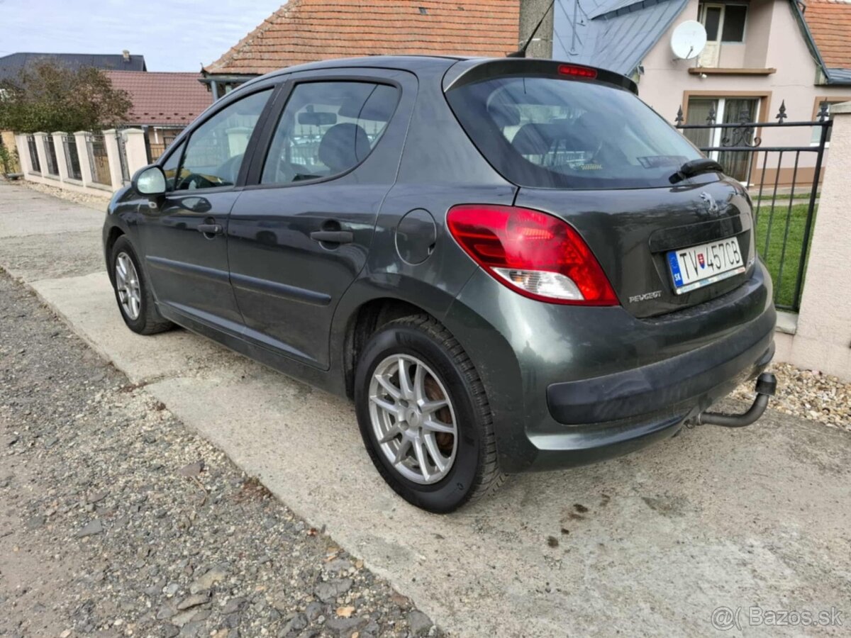 Peugeot 207 - 2