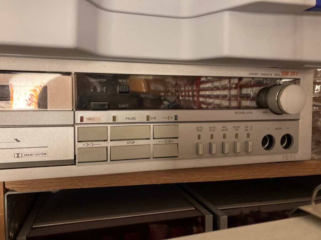 Kazetový magnetofón Tesla SM261 - 2