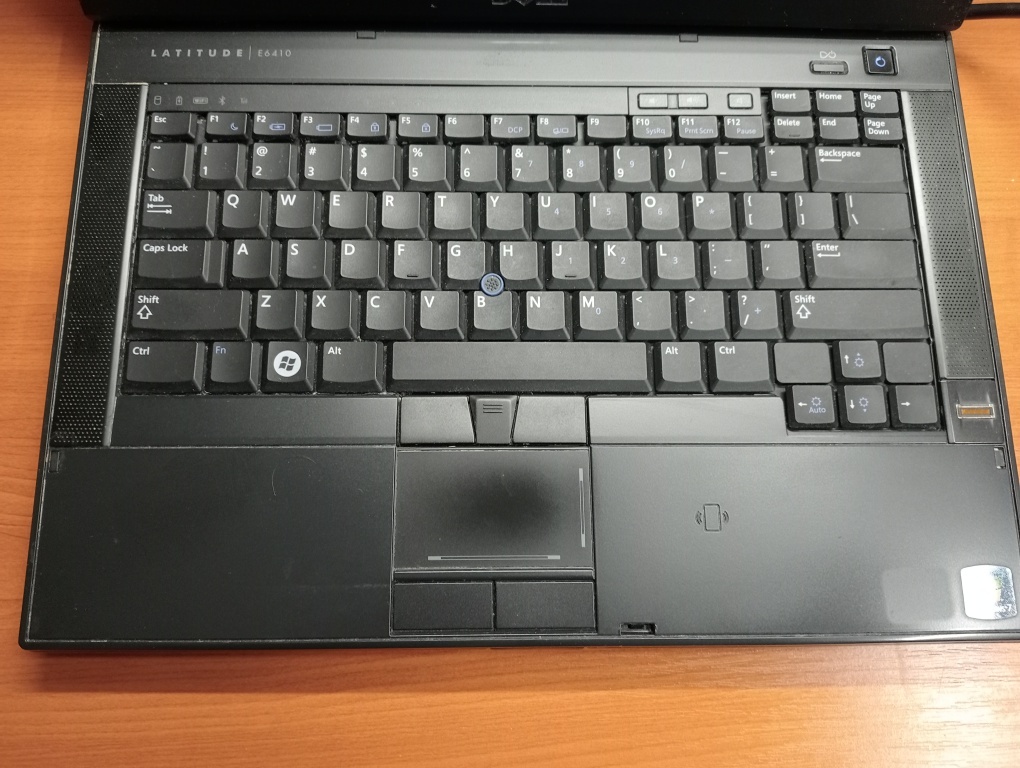 predám notebook DELL LATITUDE E6410 , WINDOWS 7 - 2