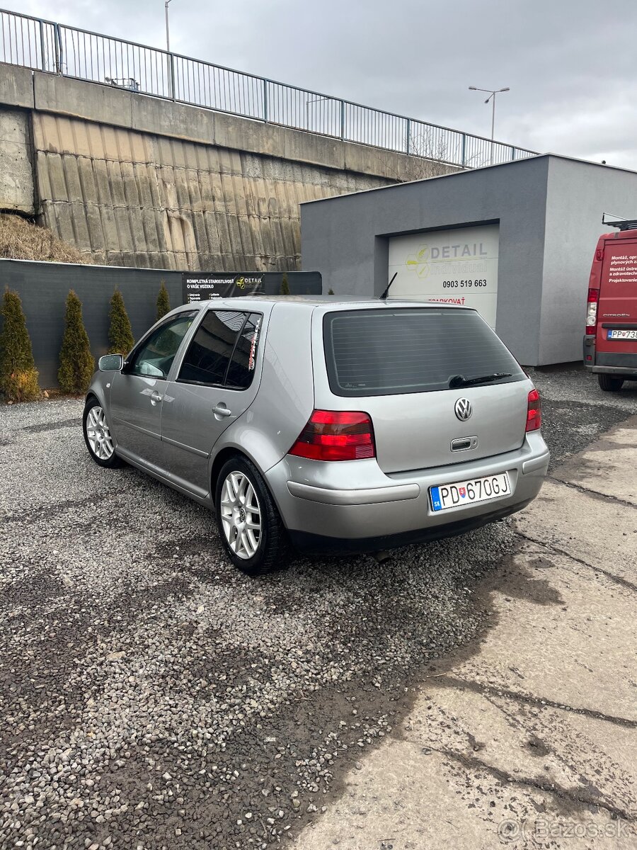 Volkswagen Golf 4 - 2
