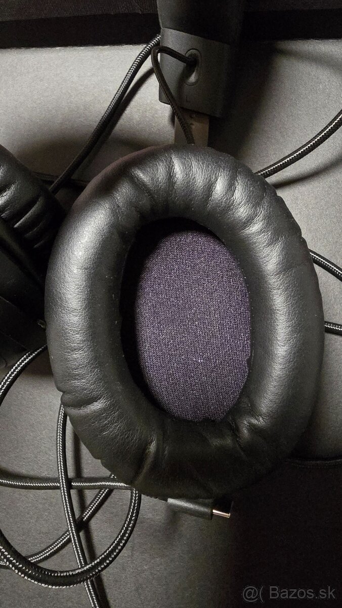 HyperX Cloud III - 2