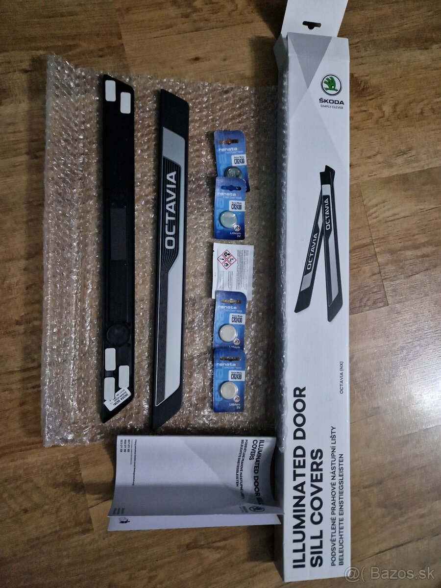 Predám led prahové lišty Octavia IV - 2