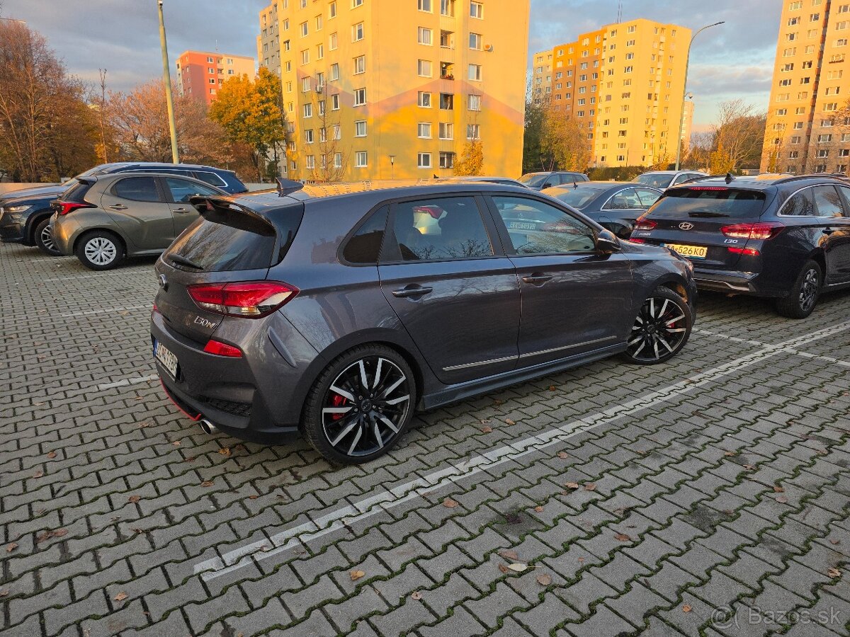 Hyundai i30N 2.0 T-GDi N Performance – čistá radosť z jazdy - 2