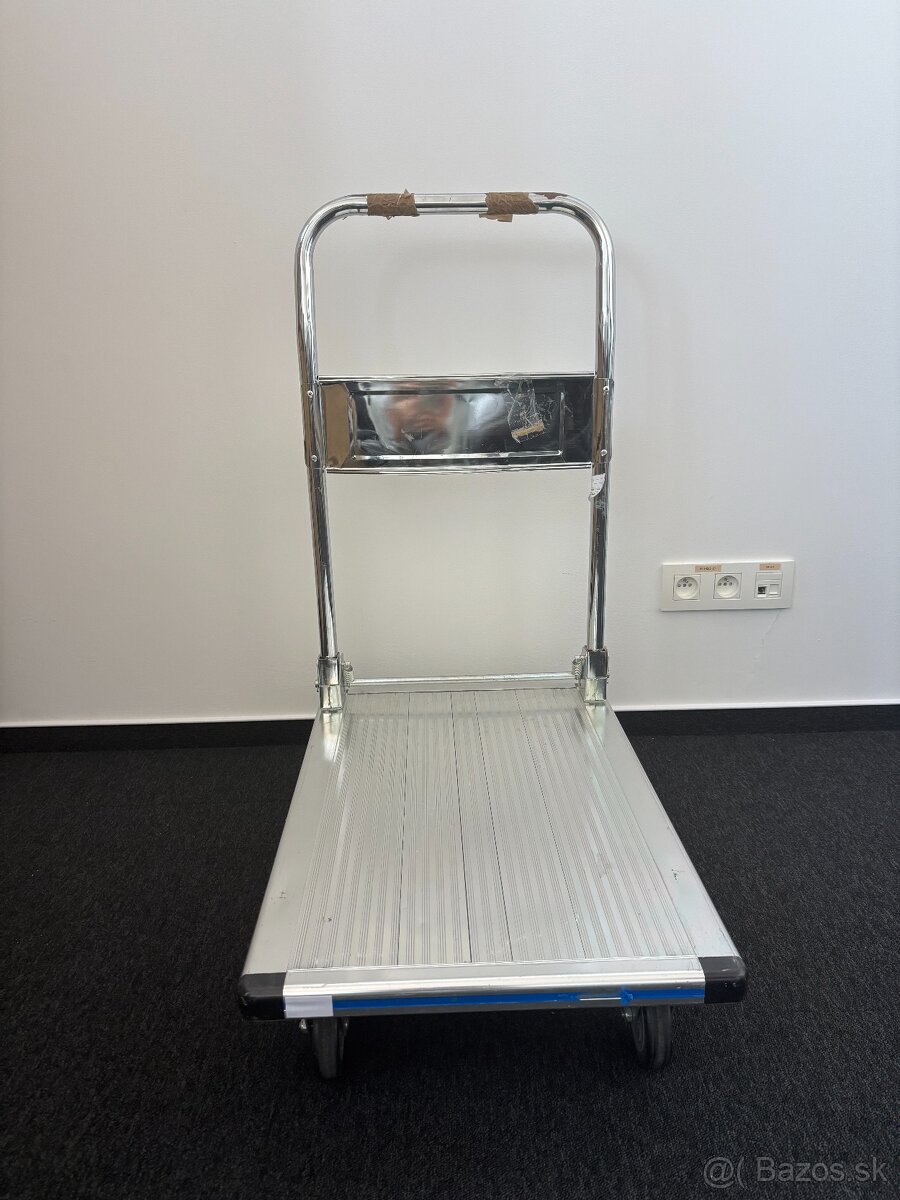 Skladací plošinový vozík Fetra – položky 83-84 - 2