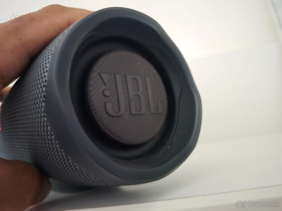 JBL CHARGE ESSENTIAL 2 100e - 2