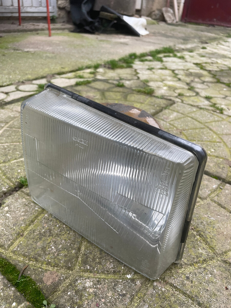 Predám originálne ľavé predné svetlo – FIAT UNO 1 - 2