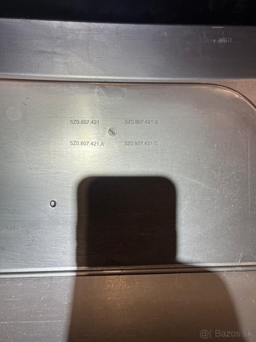 ZADNY NARAZNIK VW FOX 5Z0807421P - 2