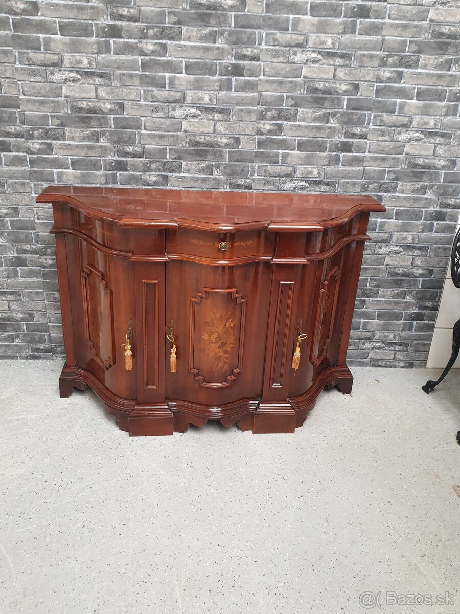 Taliansky nabytok - 2