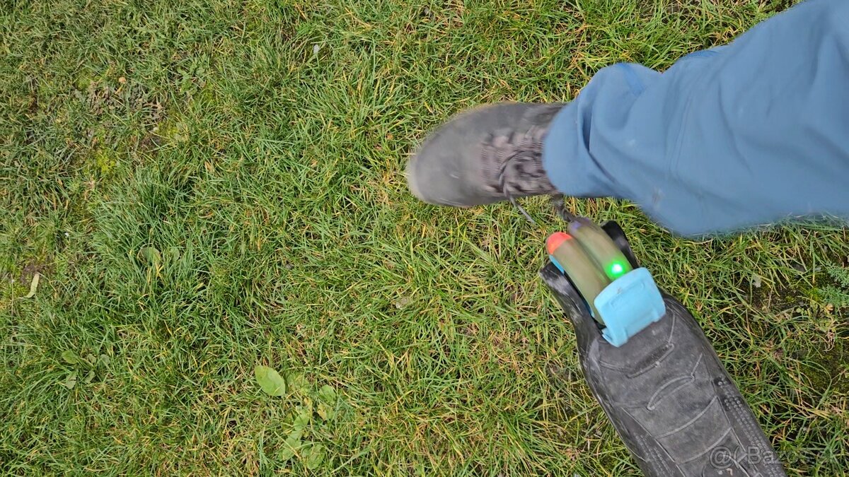 Kolobezka 3 kolesa svietiaca - 2