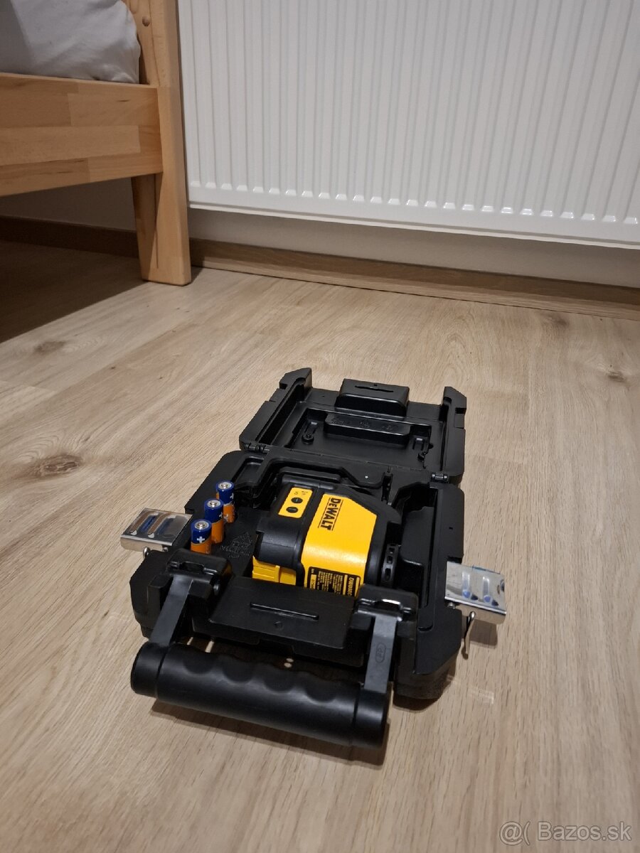 krížový laser DeWalt DW088CG - 2