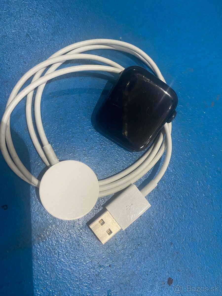 Apple watch SE 2 40mm - 2