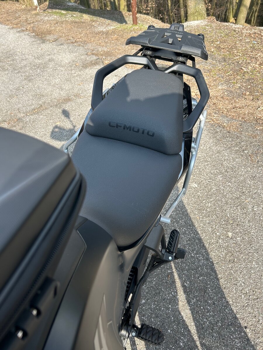 CFMOTO 800MT Explore - 2