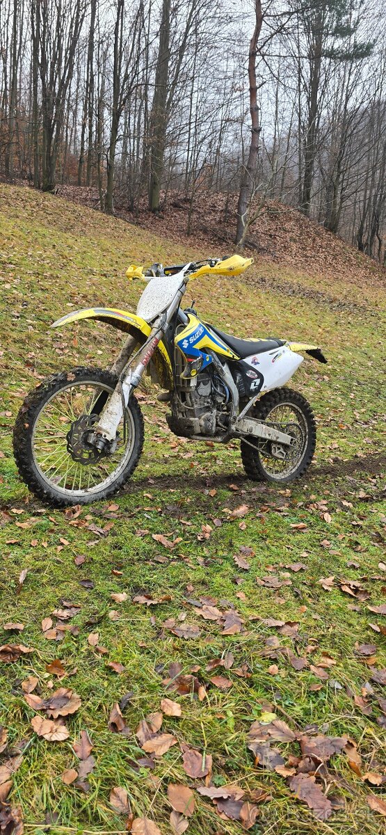 Suzuki rmz 250 - 2