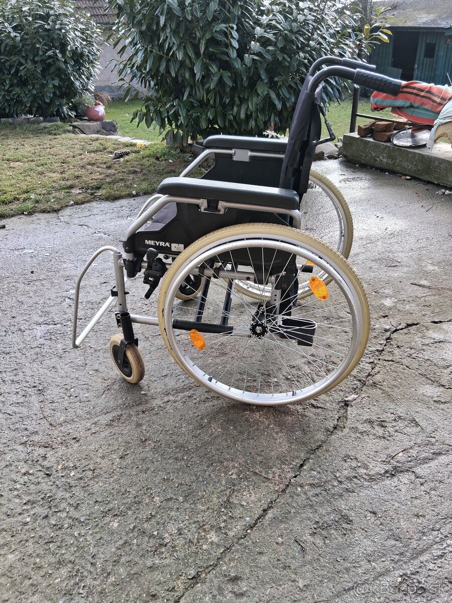 Invalidný vozík - 2