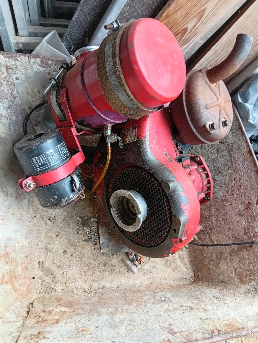 Motor Mf 70,jednorak pluh - 2