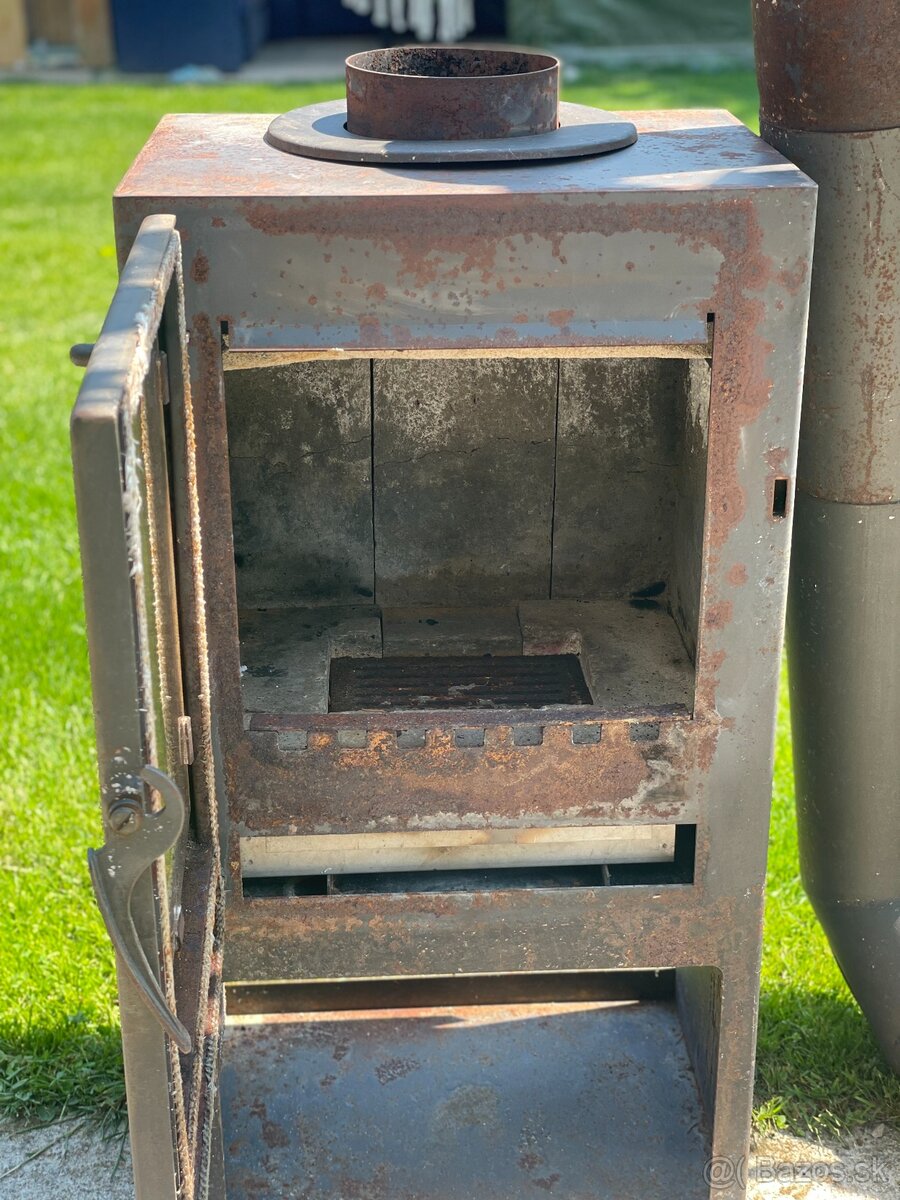 ---- KACHLE 7kW + HRUBOSTENNÝ DYMOVOD ---- - 2