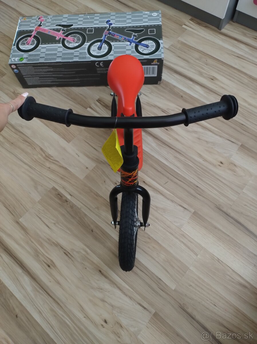 Odrážadlo/ balančný bicykel - 2
